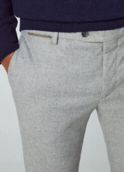 Hackett London SLIM FIT DONEGAL TROUSERS 12 Hackett London SLIM FIT DONEGAL TROUSERS -Hackett London Shop HM212485 905 03 MO