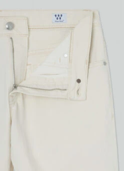 Hackett London SLIM FIT ECRU WASH JEANS 16 Hackett London SLIM FIT ECRU WASH JEANS -Hackett London Shop HM212513 814 03 FL