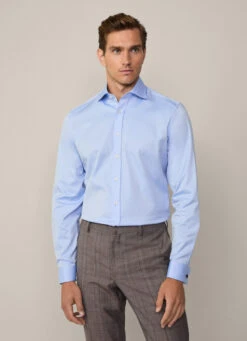 Hackett London CLASSIC FIT PINPOINT WEAVE SHIRT 14 Hackett London CLASSIC FIT PINPOINT WEAVE SHIRT -Hackett London Shop HM308676 513 03 MO