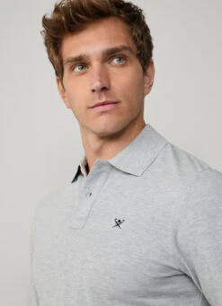 Hackett London SLIM FIT PIQUÉ LONG SLEEVE POLO 9 Hackett London SLIM FIT PIQUÉ LONG SLEEVE POLO -Hackett London Shop HM550887 913 03 MO